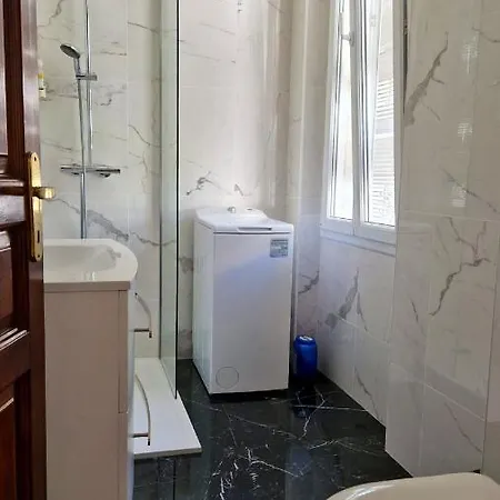 Appartement Charmant Pres De Cannes Avec Balcon