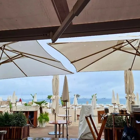 Appartement Charmant Pres De Cannes Avec Balcon Cannes